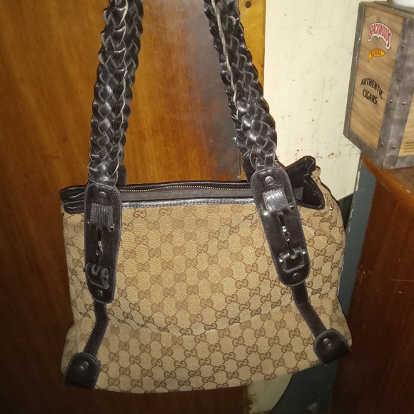 Authentic Gucci Pelham bag - Picture 9 of 9
